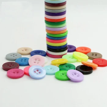 100 יח 'סיבוב 4 חורים מוצק צבע שרף תפירה על כפתורים. החולצה תחתונים צבוע Flatback בתפזורת פלסטיק כפתור בגדים 9-25 מ