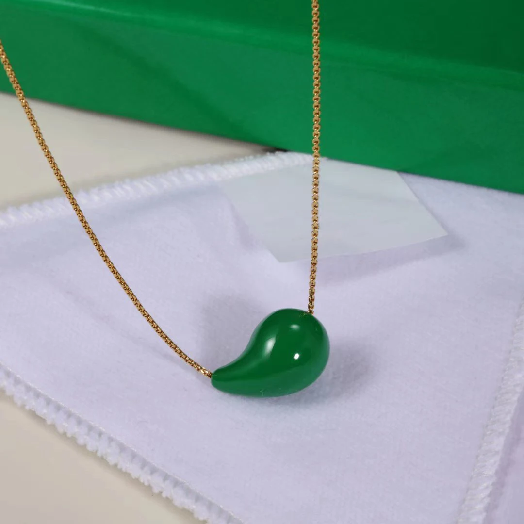 חדש אירופה אמריקה ירוק אקריליק שרשרת זהב טיפת מים יוקרה שרשרת אישה מפורסמת מותגי מעצבים תכשיטים מתנות אופנתי . ' - ' . 0
