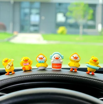 המכונית קישוטים יצירתיים מקסים המכונית במרכז הקונסולה קישוט רכב קריקטורה באינטרנט Cebrity צהוב קטן ברווז רכב אביזרי רכב